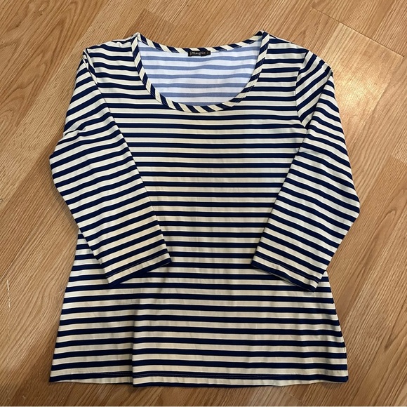 J. McLaughlin blue cream/white stripe 3/4 length size medium shirt - Picture 1 of 9